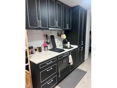 For Rent - Mayfair Modern