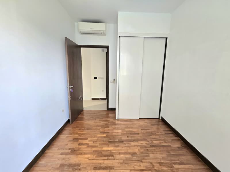 eCO Condominium For Sale at S$ 1,450,000 | PropertyGuru Singapore - Common Bedroom