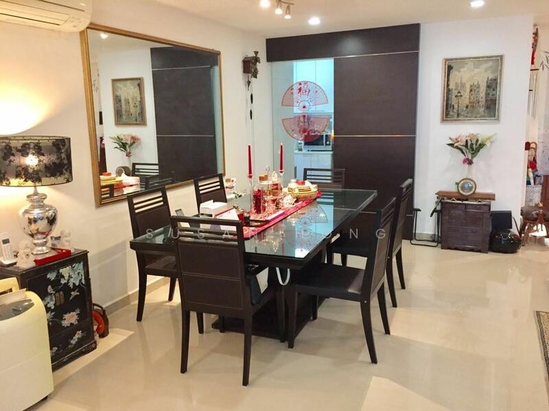For Sale - 184 Edgefield Plains