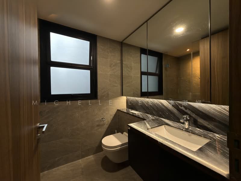 Daintree Residence, 11G Toh Tuck Road, 2 Bedrooms, 775 sqft, Condominium For Sale, by Michelle Lee 李淑娴, 25630940 - Common Bathroom - PropertyGuru.com.sg