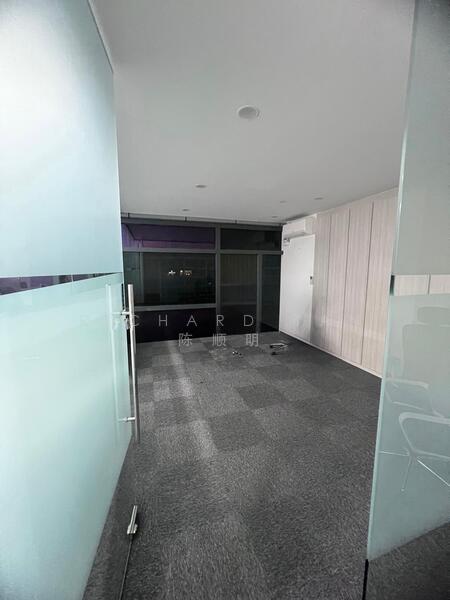 Gemini @ Sims, 2 Sims Close, 3,078 sqft, Light Industrial (B1) For Sale, by Richard Tan 陈顺明, 25630955 - Study - CommercialGuru.com.sg
