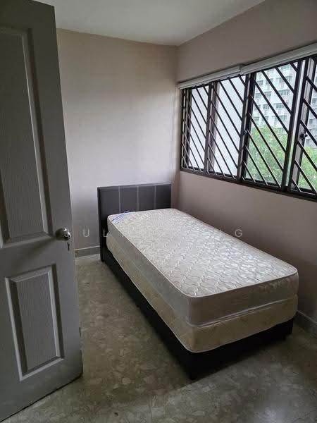 215 Bukit Batok Street 21, 215 Bukit Batok Street 21, Dairy Farm / Bukit Panjang / Choa Chu Kang, 3 Bedrooms, 1,001 sqft, HDB Flat For Rent, by Julynn Ong, 25630963 - Bedroom - PropertyGuru.com.sg