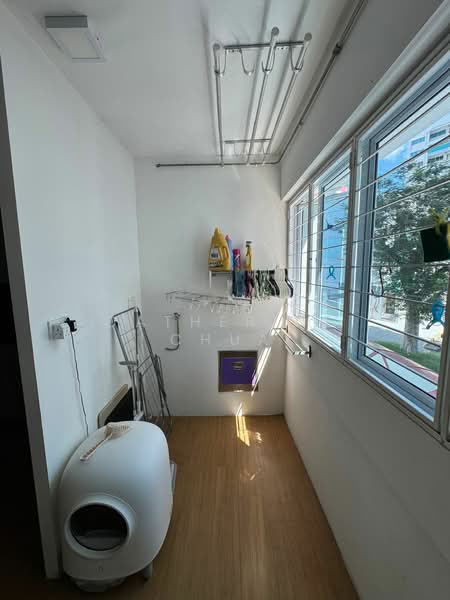 215 Jurong East Street 21, 215 Jurong East Street 21, 2 Bedrooms, 721 sqft, HDB Flat For Rent, by Catherine Chua, 25631043 - PropertyGuru.com.sg