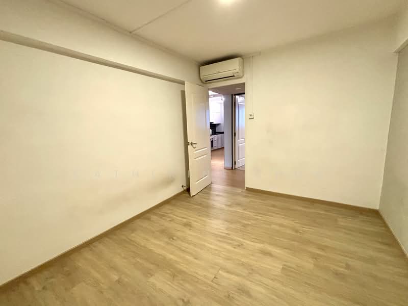 215 Jurong East Street 21, 215 Jurong East Street 21, 2 Bedrooms, 721 sqft, HDB Flat For Rent, by Catherine Chua, 25631043 - PropertyGuru.com.sg