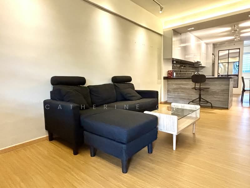 215 Jurong East Street 21, 215 Jurong East Street 21, 2 Bedrooms, 721 sqft, HDB Flat For Rent, by Catherine Chua, 25631043 - PropertyGuru.com.sg