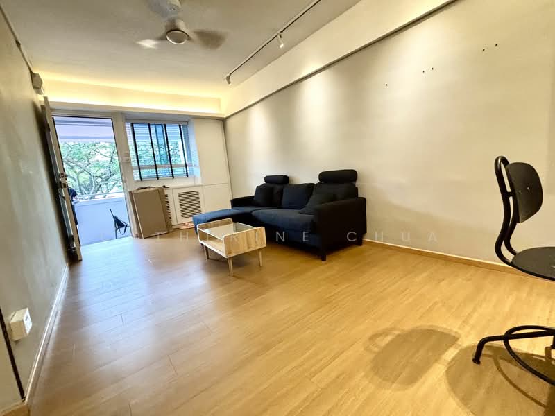 215 Jurong East Street 21, 215 Jurong East Street 21, 2 Bedrooms, 721 sqft, HDB Flat For Rent, by Catherine Chua, 25631043 - PropertyGuru.com.sg