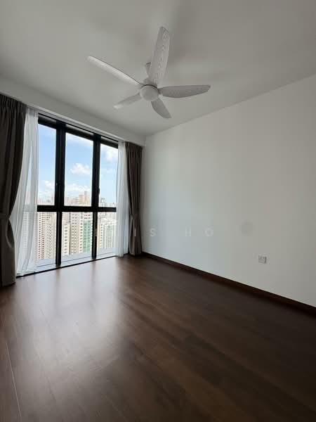 Irwell Hill Residences, 2 Irwell Hill, 4 Bedrooms, 1,582 sqft, Condominium For Rent, by Lois Ho, 25631119 - Common bedroom 1 - PropertyGuru.com.sg