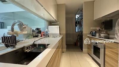 For Sale - WaterScape @ Cavenagh