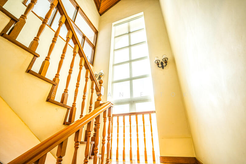 For Sale - Beautiful 3.5 Storey Facing Greenery Corner Terrace for Sale