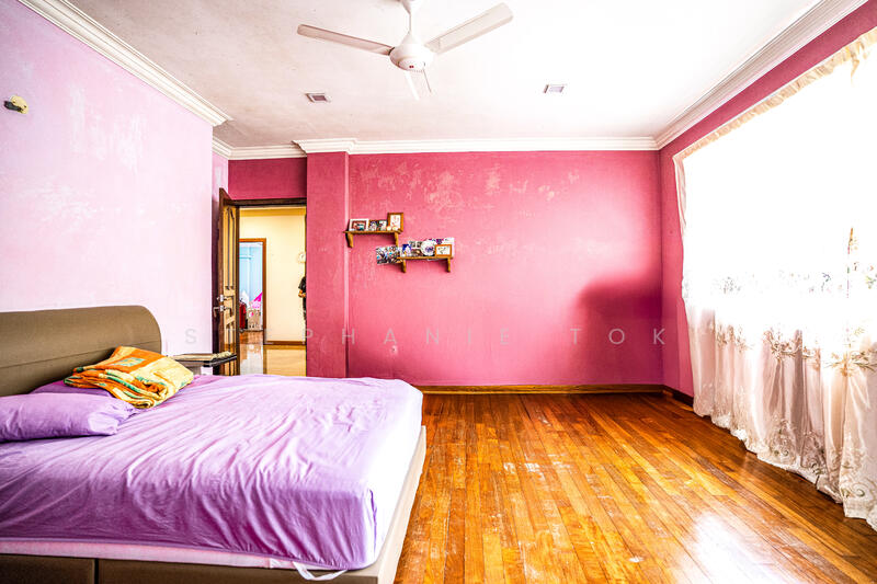 For Sale - Beautiful 3.5 Storey Facing Greenery Corner Terrace for Sale