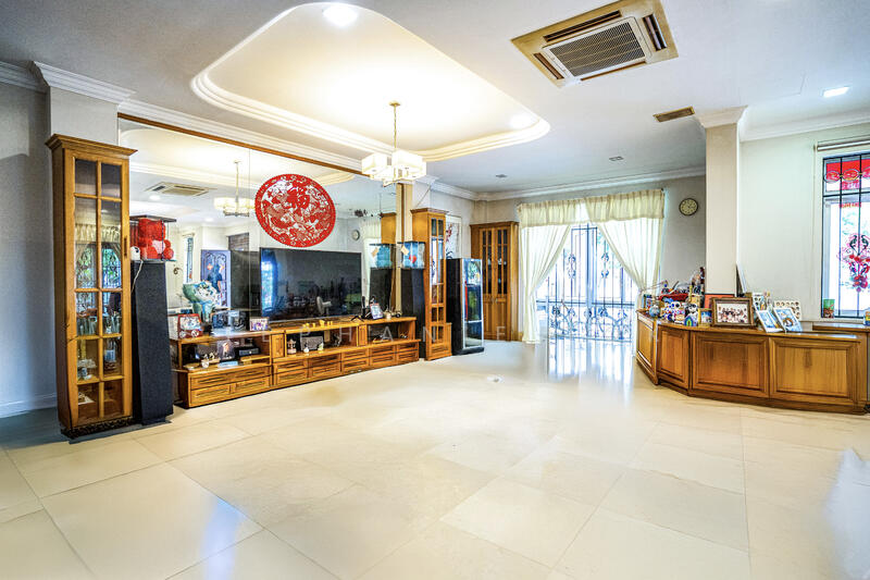 For Sale - Beautiful 3.5 Storey Facing Greenery Corner Terrace for Sale