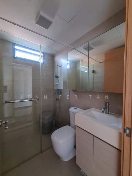 A Treasure Trove, 72 Punggol Walk, 2 Bedrooms, 775 sqft, Condominium For Rent, by Jennifer Tan, 25632063 - Bathroom - PropertyGuru.com.sg