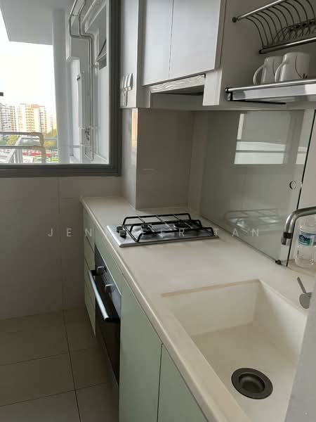 A Treasure Trove, 72 Punggol Walk, 2 Bedrooms, 775 sqft, Condominium For Rent, by Jennifer Tan, 25632063 - Kitchen - PropertyGuru.com.sg
