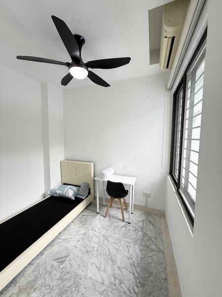 For Rent - Cheap Common Bedroom @ Sixth Ave MRT