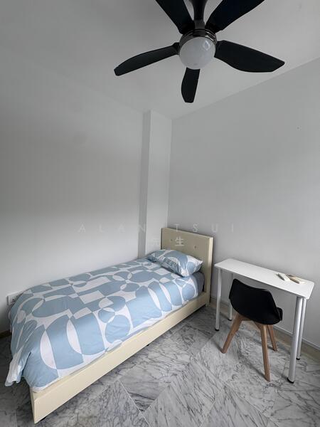 For Rent - Cheap Common Bedroom @ Sixth Ave MRT