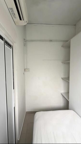 For Rent - Cheap Common Bedroom @ Sixth Ave MRT
