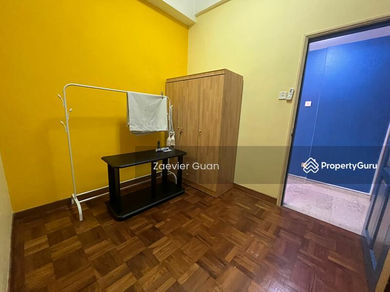 For Rent - The Daffodil
