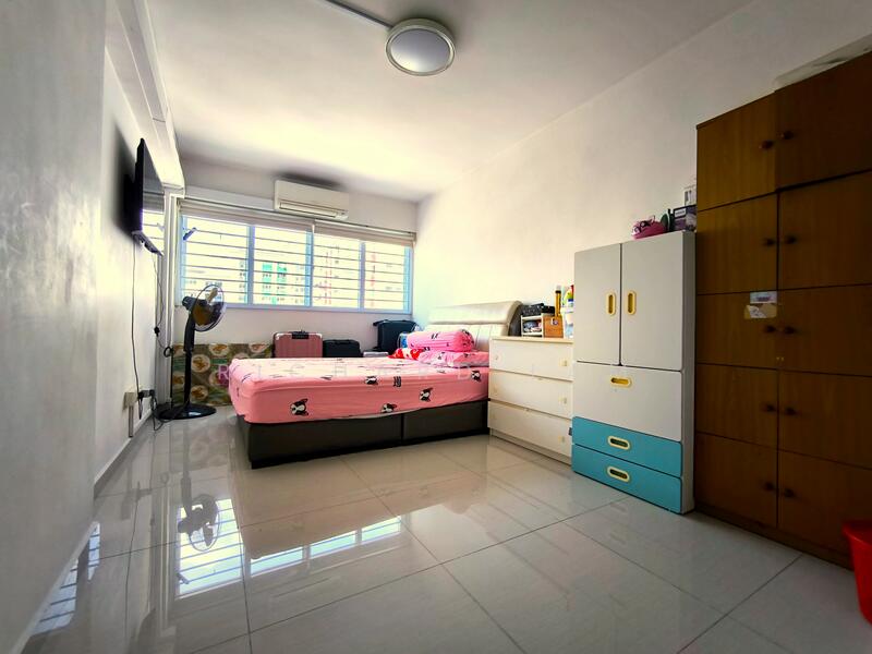658 Yishun Avenue 4, 658 Yishun Avenue 4, 3 Bedrooms, 1,399 sqft, HDB Flat For Sale, by Richard Lam, 25632563 - PropertyGuru.com.sg