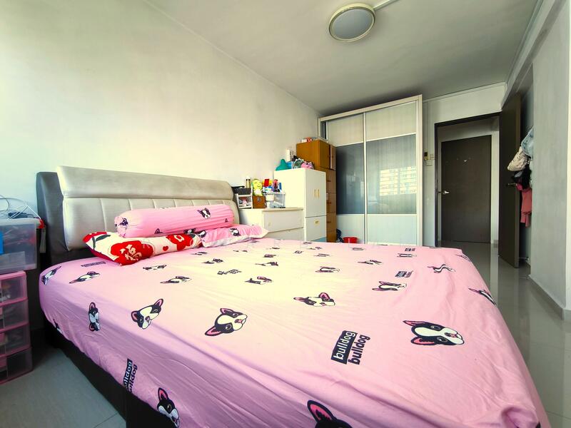 658 Yishun Avenue 4, 658 Yishun Avenue 4, 3 Bedrooms, 1,399 sqft, HDB Flat For Sale, by Richard Lam, 25632563 - PropertyGuru.com.sg