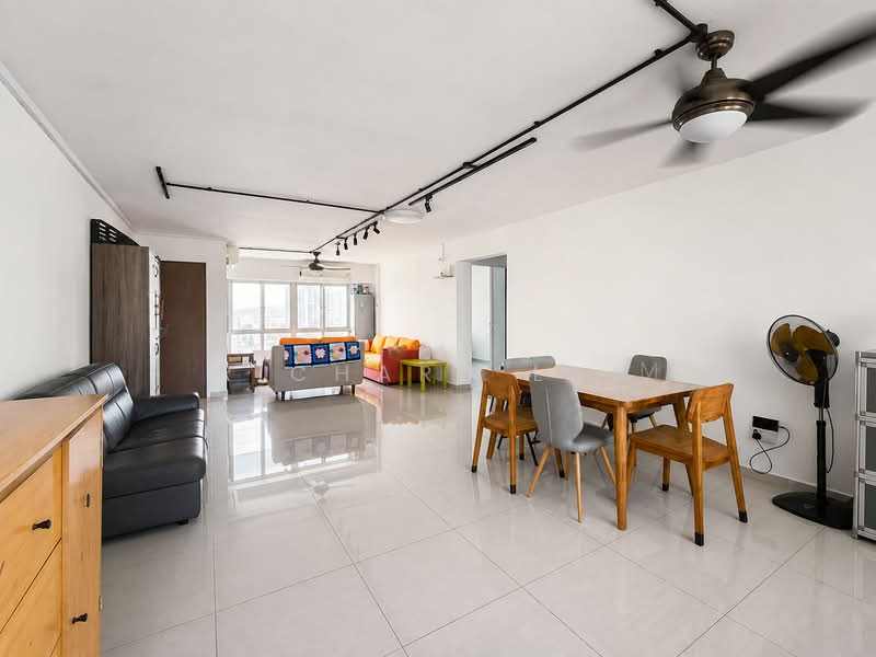 658 Yishun Avenue 4, 658 Yishun Avenue 4, 3 Bedrooms, 1,399 sqft, HDB Flat For Sale, by Richard Lam, 25632563 - PropertyGuru.com.sg
