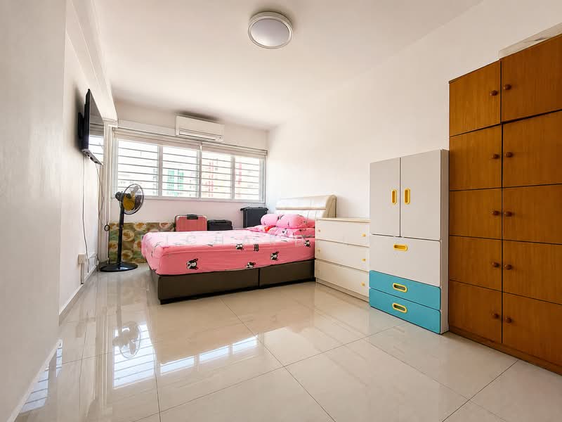 658 Yishun Avenue 4, 658 Yishun Avenue 4, 3 Bedrooms, 1,399 sqft, HDB Flat For Sale, by Richard Lam, 25632563 - PropertyGuru.com.sg