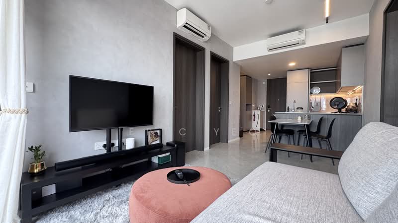 Piccadilly Grand, Northumberland Road, 2 Bedrooms, 710 sqft, Condominium For Sale, by Eric Yeo, 25632753 - Living Room - PropertyGuru.com.sg