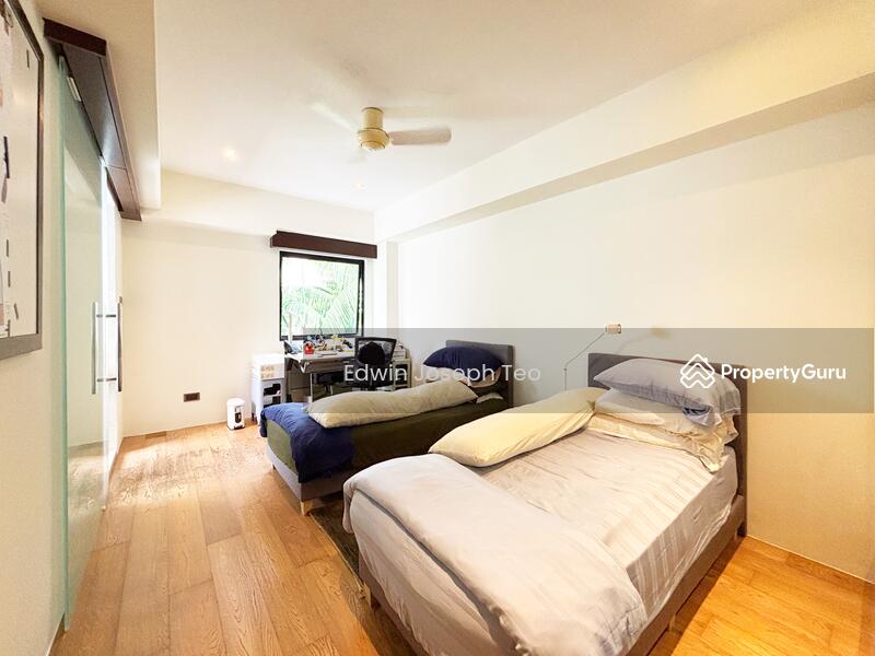 For Sale - ❤️ Must View! Lovely, Quiet & Move-in! ❤️ Off Sixth Ave
