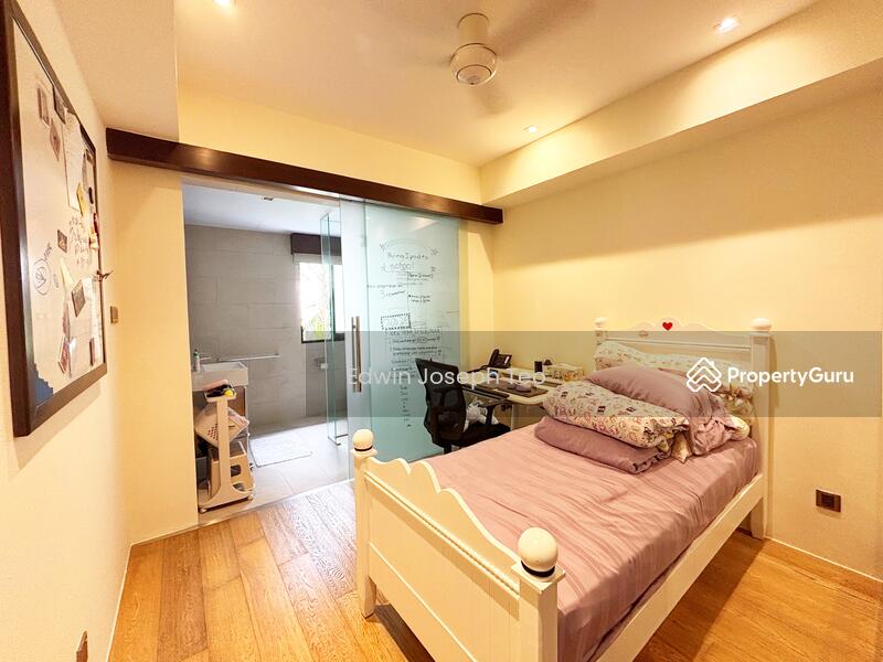 For Sale - ❤️ Must View! Lovely, Quiet & Move-in! ❤️ Off Sixth Ave