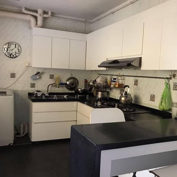 653B Jurong West Street 61, 653B Jurong West Street 61, 3 Bedrooms, 1,184 sqft, HDB Flat For Rent, by Katherine Peh, 25633249 - Kitchen - PropertyGuru.com.sg