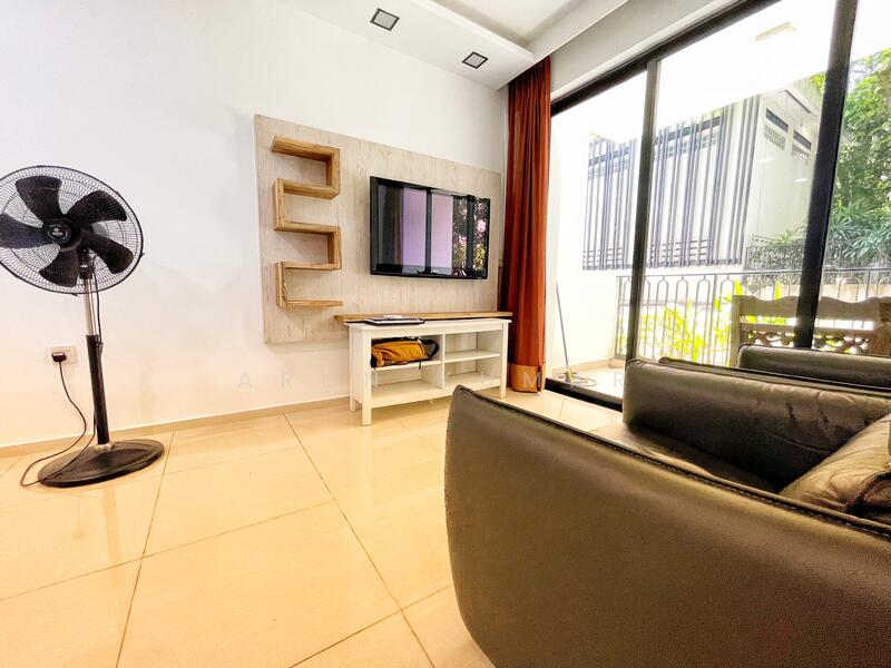Westwood Residences EC, 196 Westwood Avenue, 3 Bedrooms, 991 sqft, Condominium For Rent, by Arun Kumar, 25633417 - Living Room - PropertyGuru.com.sg