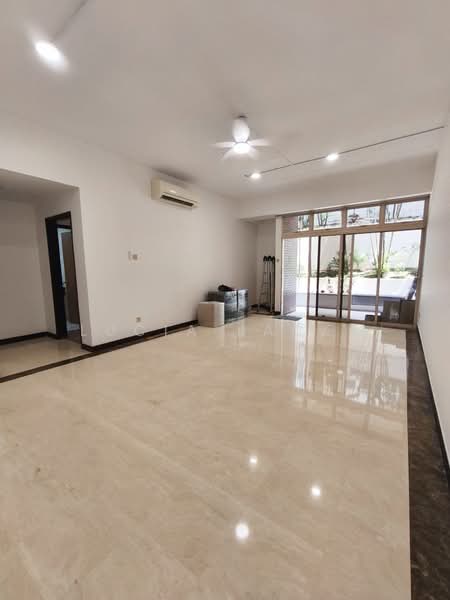 Gallop Gables, 70 Farrer Road, 2 Bedrooms, 1,571 sqft, Condominium For Rent, by Lucia Jacky, 25633503 - Living Room - PropertyGuru.com.sg