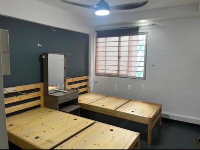 For Rent - 13 Marsiling Lane