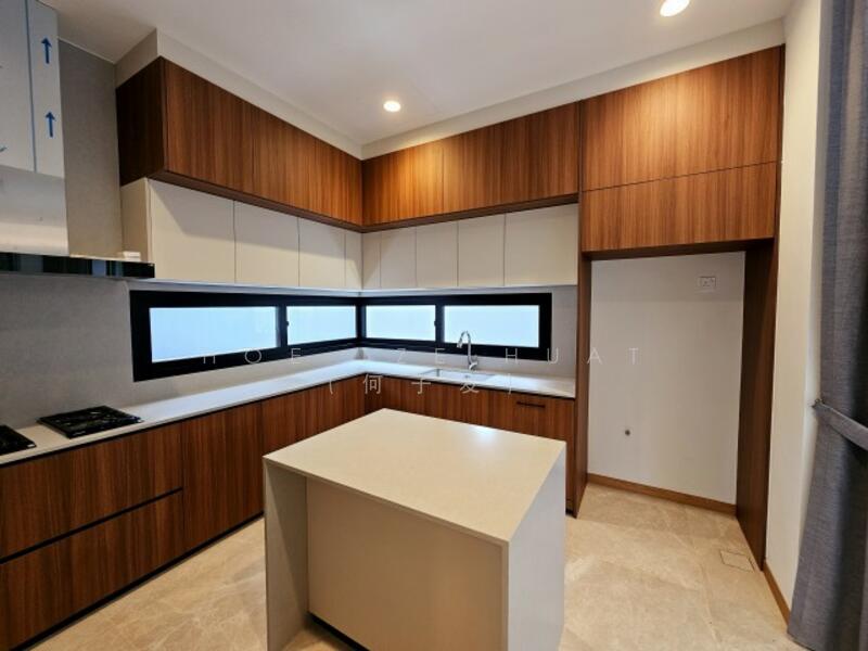 ⭐ Bukit Timah Brand New Bungalow ⭐, Sian Tuan Avenue, Clementi Park / Upper Bukit Timah, 7 Bedrooms, 11,563 sqft, Bungalow House For Sale, by Hoe Tze Huat (何子发), 25633821 - PropertyGuru.com.sg