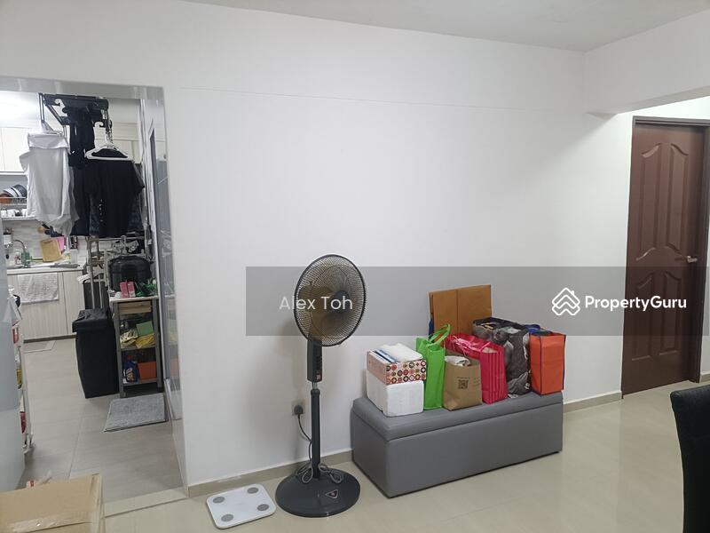 For Rent - 196B Punggol Field