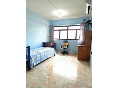 For Rent - 733 Yishun Avenue 5