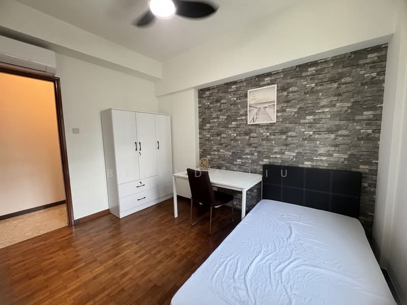 Summerdale, 8 Boon Lay Drive, Room Rental, 60 sqft, Condominium For Rent, by Belinda Liu, 25634240 - Bedroom - PropertyGuru.com.sg