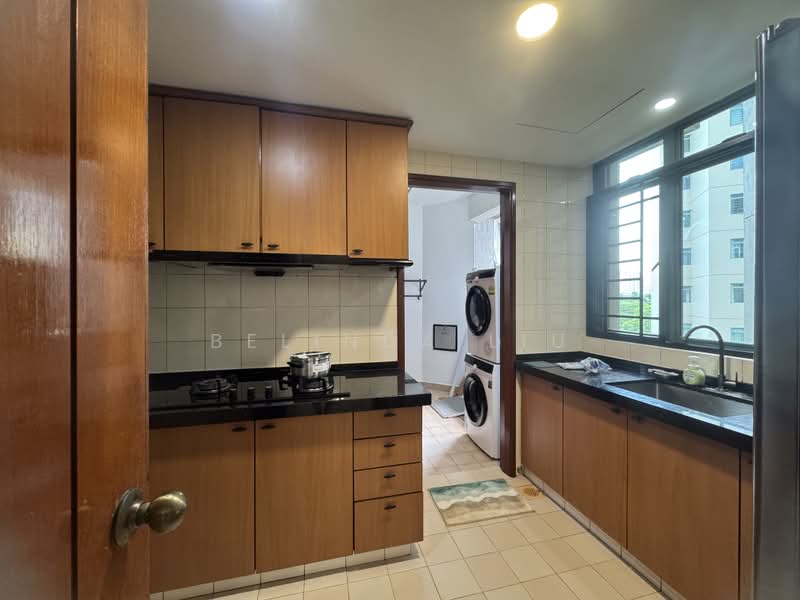 Summerdale, 8 Boon Lay Drive, Room Rental, 90 sqft, Condominium For Rent, by Belinda Liu, 25634240 - Kitchen - PropertyGuru.com.sg