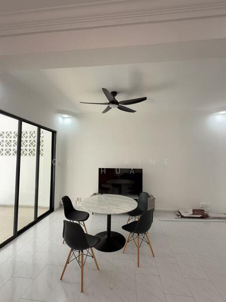 Pasir Panjang Gardens, 1 Jalan Mas Kuning, 5 Bedrooms, 3,600 sqft, Terraced House For Rent, by Chermaine Chua, 25634354 - Dining Room - PropertyGuru.com.sg