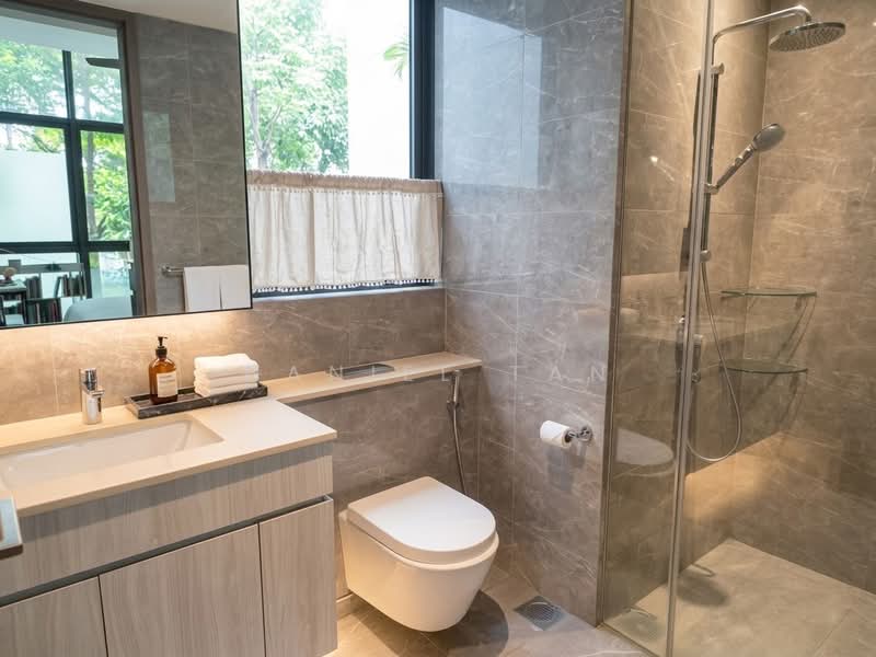 Kent Ridge Hill Residences Condominium For Sale at S$ 1,590,000 | PropertyGuru Singapore - Bathroom