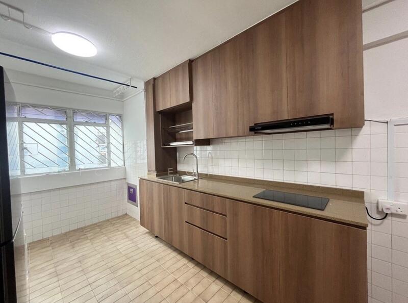 374 Bukit Batok Street 31, 374 Bukit Batok Street 31, 2 Bedrooms, 689 sqft, HDB Flat For Rent, by Rick Yeong 杨祖耀, 25635390 - PropertyGuru.com.sg