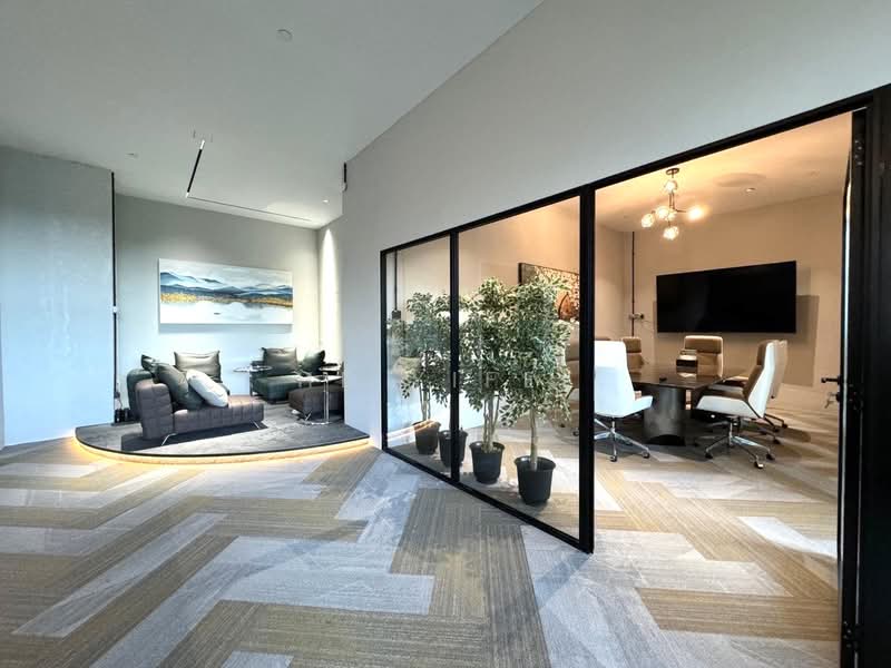 Interlocal Centre, 100G Pasir Panjang Road, Buona Vista / West Coast / Clementi New Town, 1,689 sqft, Light Industrial (B1) For Rent, by He Yifei, 25635479 - Study - CommercialGuru.com.sg