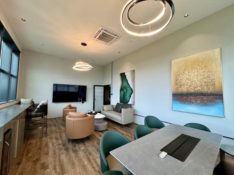 Interlocal Centre, 100G Pasir Panjang Road, Buona Vista / West Coast / Clementi New Town, 1,689 sqft, Light Industrial (B1) For Rent, by He Yifei, 25635479 - Living Room - CommercialGuru.com.sg