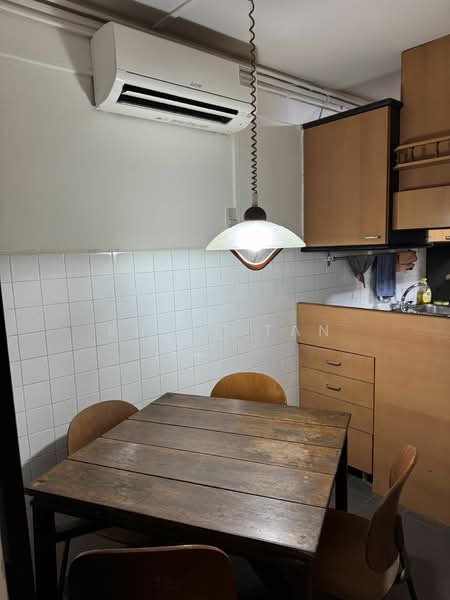 416 Ang Mo Kio Avenue 10, 416 Ang Mo Kio Avenue 10, 2 Bedrooms, 773 sqft, HDB Flat For Sale, by Eddie Tan, 25635530 - PropertyGuru.com.sg
