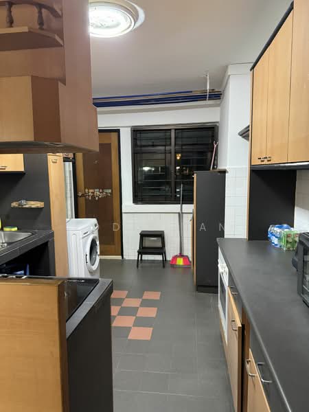 416 Ang Mo Kio Avenue 10, 416 Ang Mo Kio Avenue 10, 2 Bedrooms, 773 sqft, HDB Flat For Sale, by Eddie Tan, 25635530 - PropertyGuru.com.sg