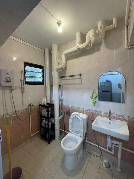 55 Strathmore Avenue, 55 Strathmore Avenue, 3 Bedrooms, 915 sqft, HDB Flat For Rent, by Lionel Mai, 25635549 - PropertyGuru.com.sg