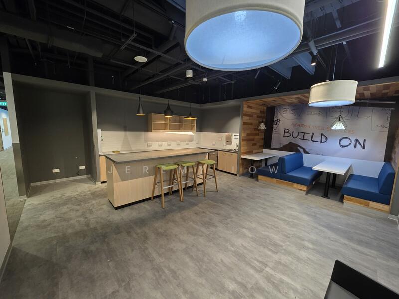 Capital Square, 23 Church Street, 9,774 sqft, Office For Rent, by Jeremy Low, 25635620 - CommercialGuru.com.sg