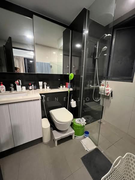 Gem Residences Condominium For Sale at S$ 2,350,000 | PropertyGuru Singapore