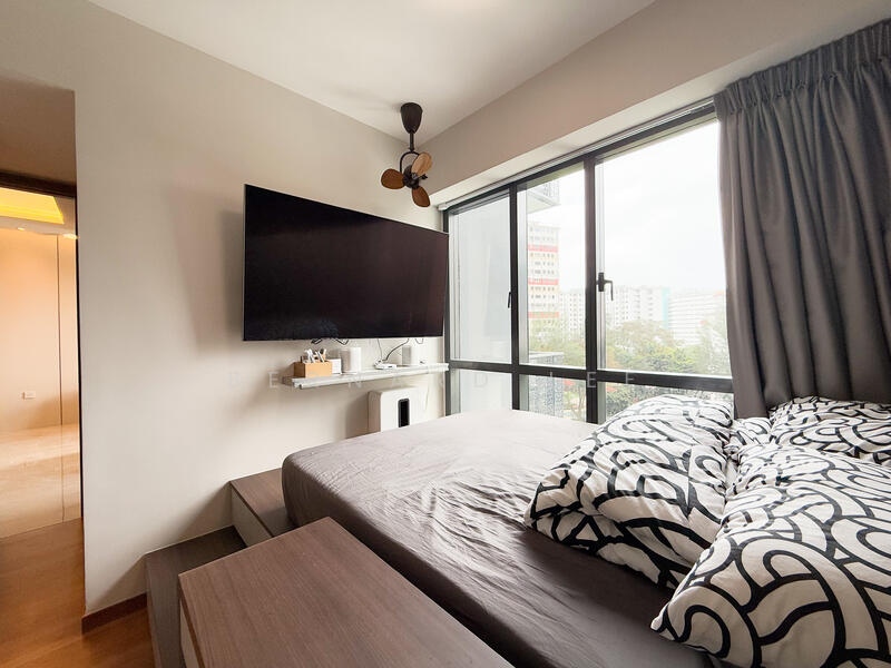 Stirling Residences, 23 Stirling Road, 2 Bedrooms, 689 sqft, Condominium For Rent, by Bernard Lee, 25635876 - PropertyGuru.com.sg