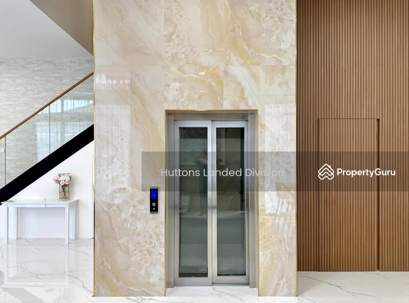 For Sale - Better-than-New More-Spacious-than-Detached Semi-D with Lift @ Serangoon Gardens