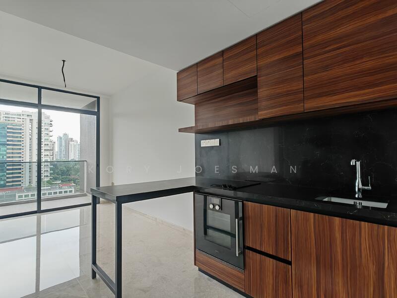 Pullman Residences, 18 Dunearn Road, 3 Bedrooms, 1,163 sqft, Condominium For Rent, by Kory Joesman, 25636249 - Dry Kitchen - PropertyGuru.com.sg